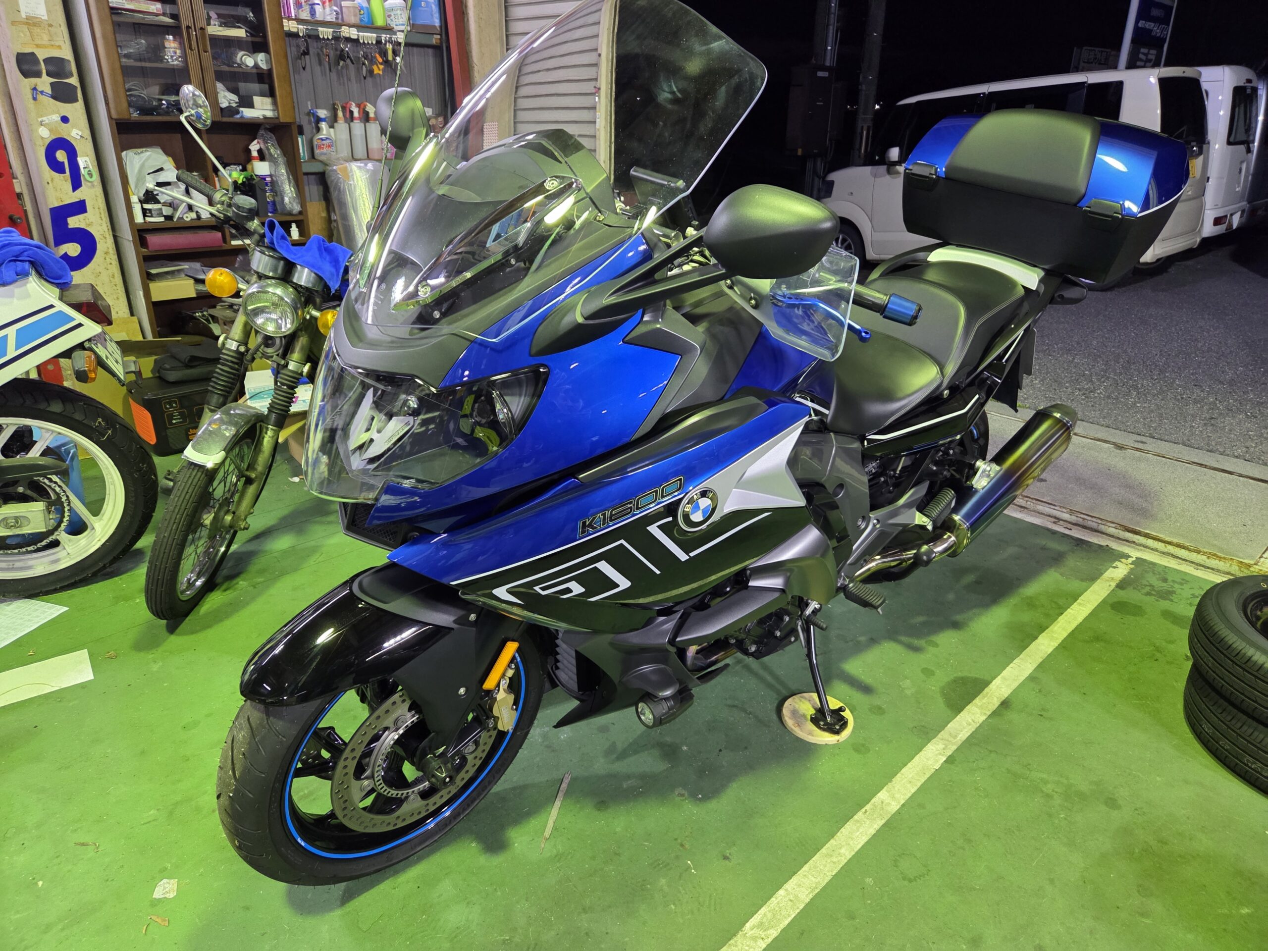BMW バイク　K1600GTL　セラミックコーティング