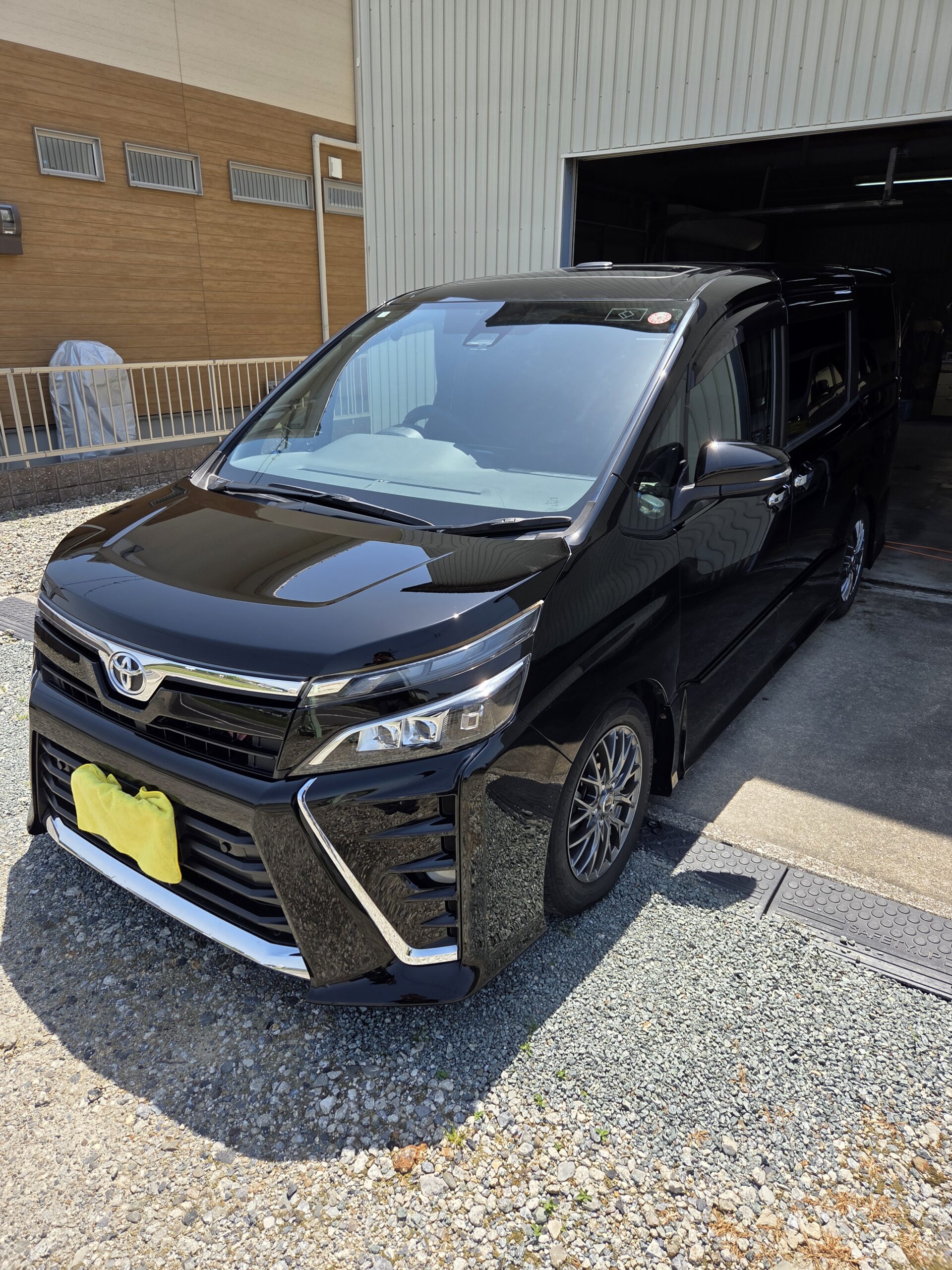 ヴォクシー　手洗い洗車＋お試しコーティング