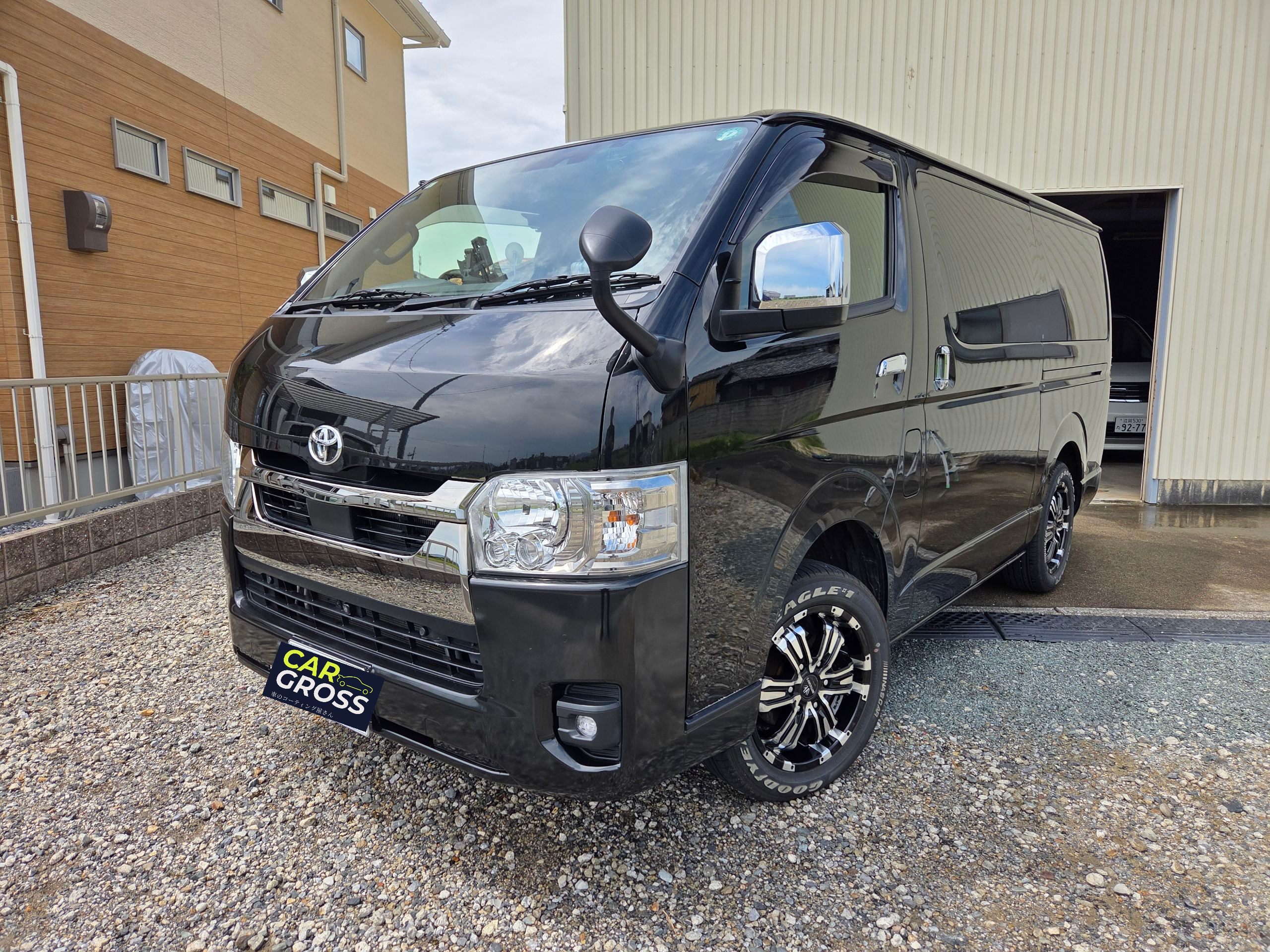 ハイエース　手洗い洗車