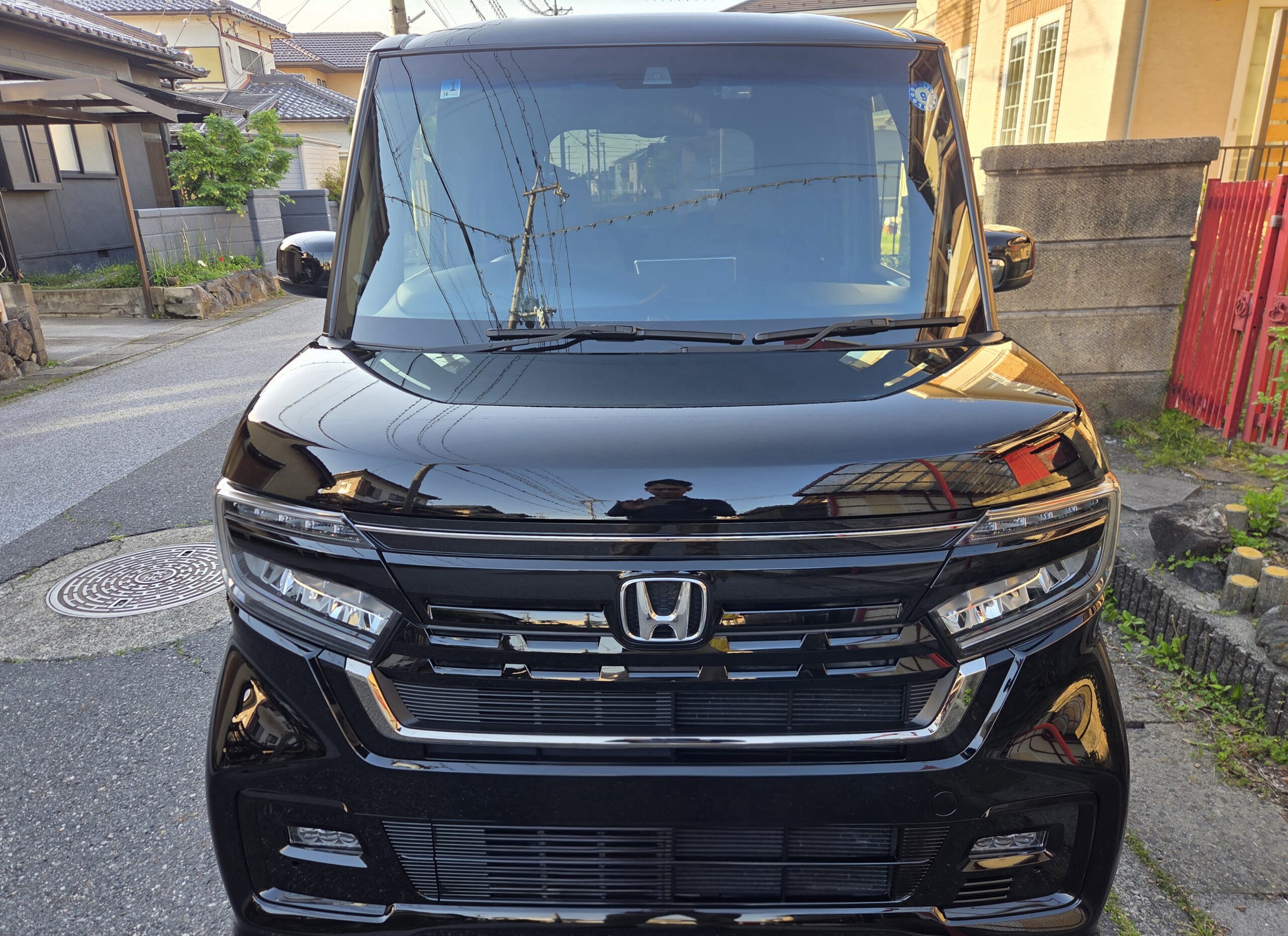 HONDA　　　　　　　　　　　N-BOXカスタム　　　　　　ガラスコーティング＋トップコート施工